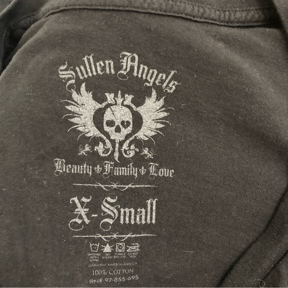 Sullen Angels Short Sleeve T Shirt With Amazing Tattoo Like Graphics Sz X Small - Picture 3 of 5